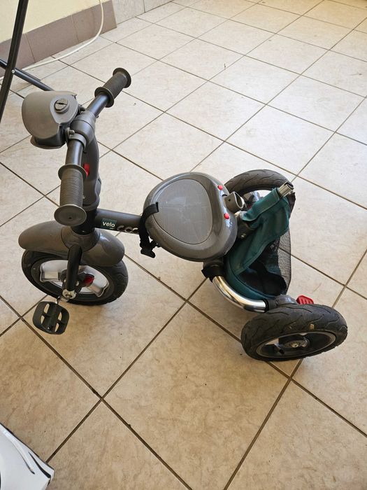 Vând tricicletă pentru copii Coccolle Velo Air