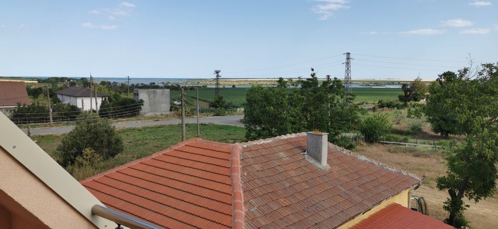 Дава се под наем Етаж от къща в с. Дуранкулак, Област Добрич - 120 кв.м за 51 € - Снимка #12