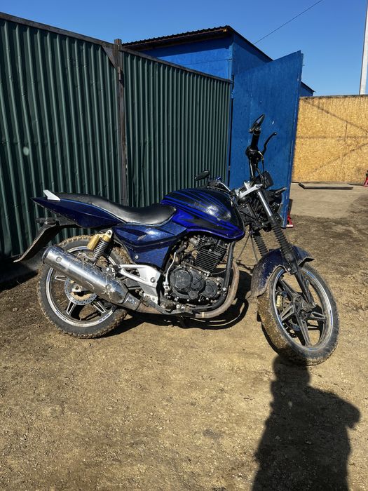 Мотоцикл рейсер магнум