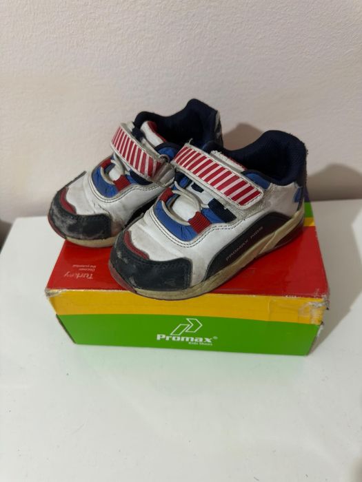 Тегін беремін. Отдам бесплатно.