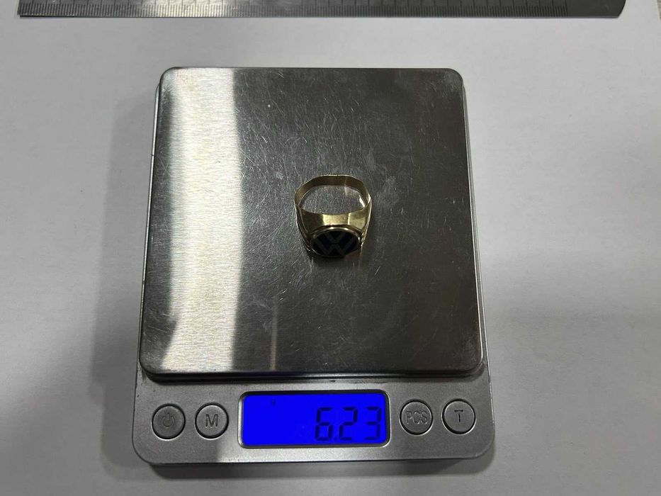 Златен пръстен 14 К 585/ 6.23 гр.