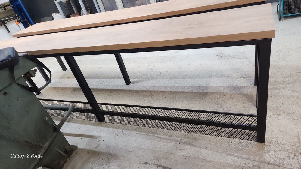 Продавам маса/барплот