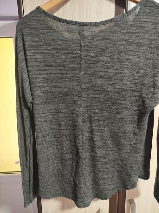 Bluza cu mâneca lungă