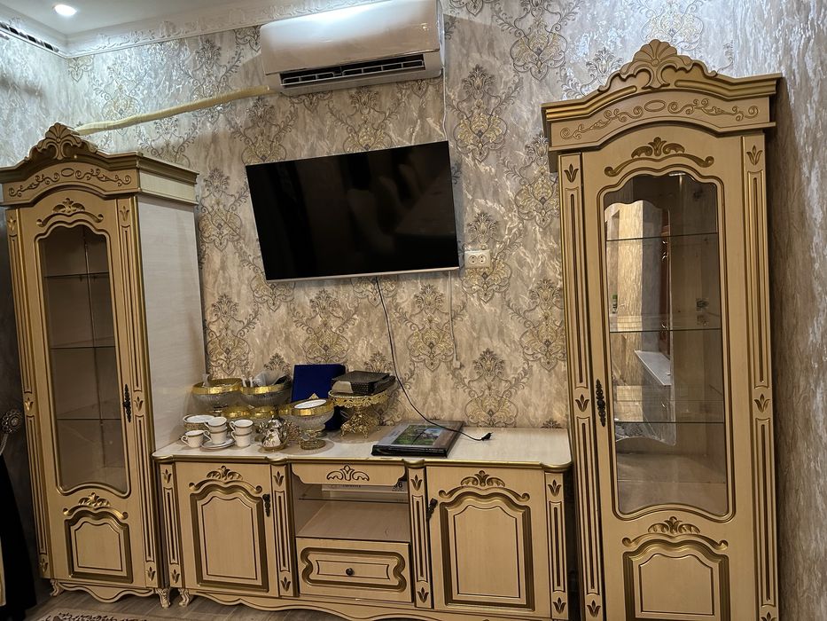 Mebel stenka holati yangi……