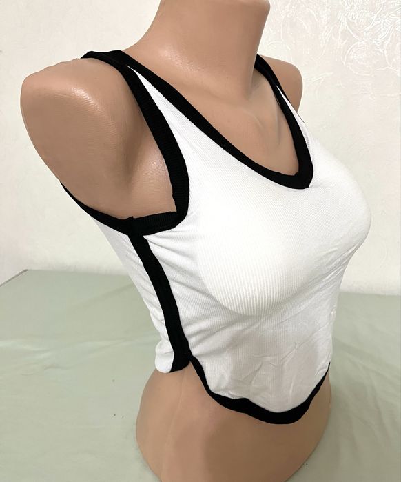 майка, топ, топик  в наличии есть