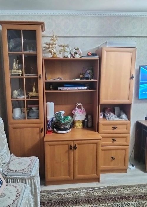 Продается мебельный стенка