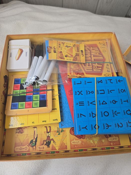 Игра настольная первый контакт
