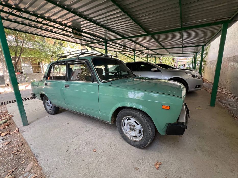 Прадается Ваз 2105