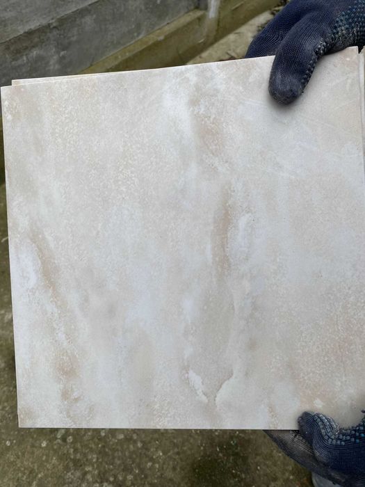 vand 7 cuti de gresie