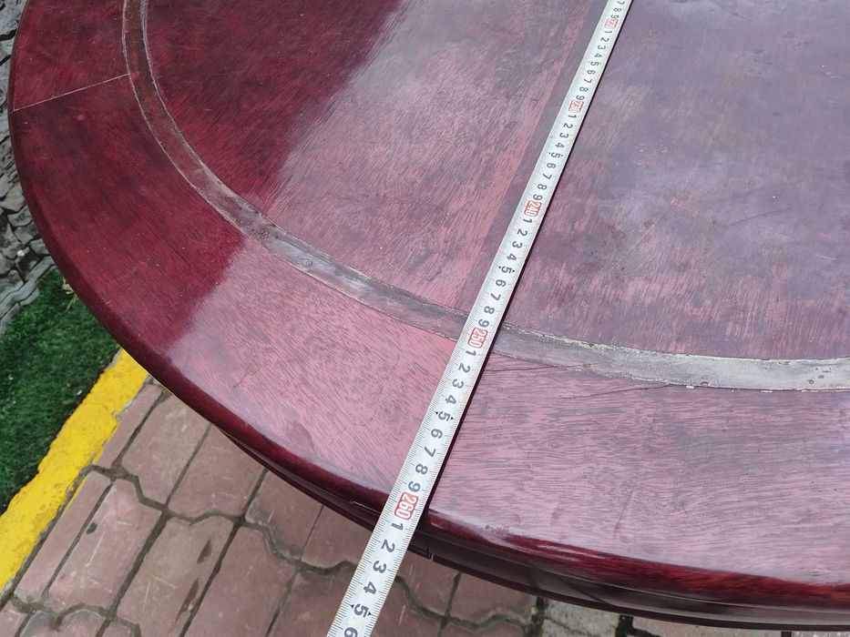 Продам стол из красного дерева