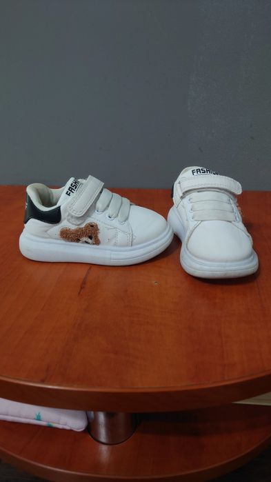 Детски маратонки и пантофи