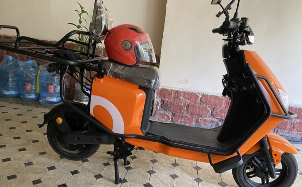 Skuter noor yengi