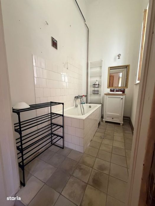 Apartament 2 camere, situat in zona centrala
