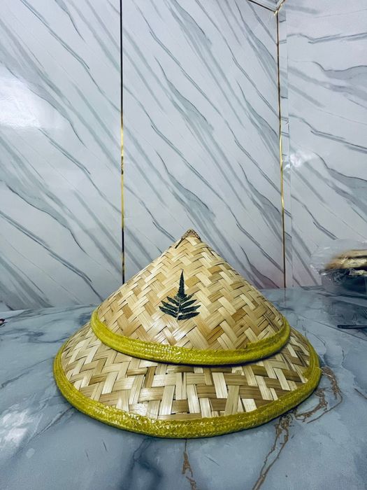 Хорошая.   шляпа