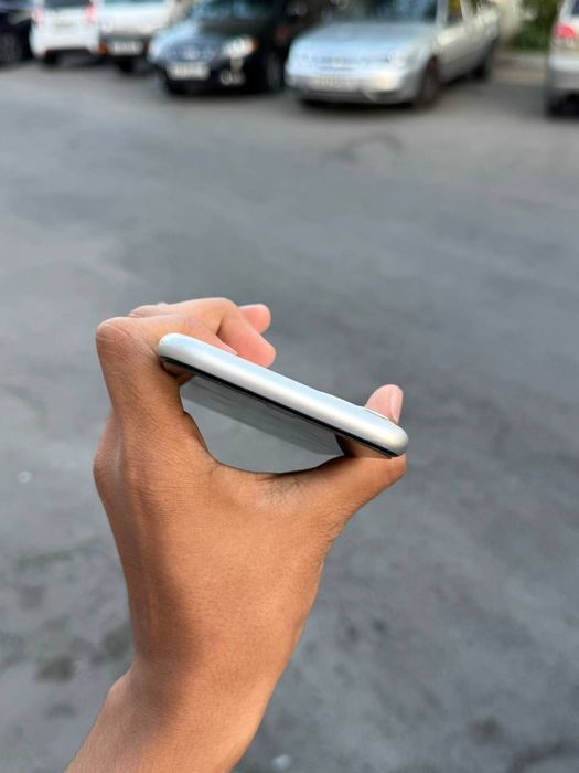 iphone 11 128gb 75% holati ideal