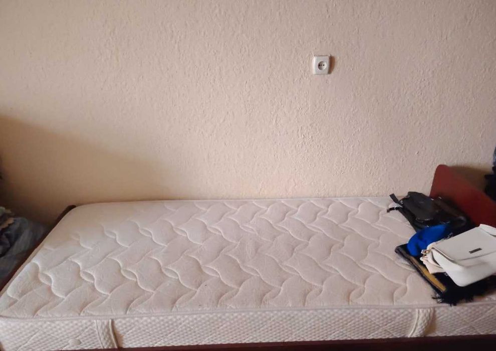 Ortoped matras va vanna sotiladi yaxshi xolatda