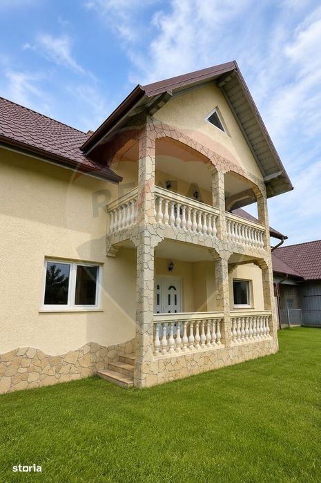 Casă de vanzare in Horodnic de Sus