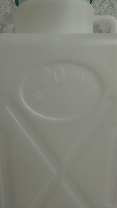 Продам тару 20 л