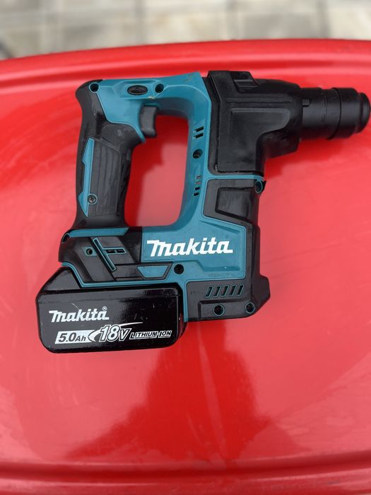 Акумулаторен перфоратор MAKITA DHR171