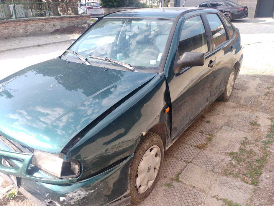 Автомобили на части