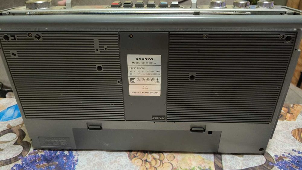 Radiocasetofon Sanyo M 9935LU