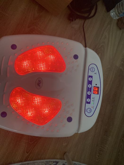 Aparat de masaj picioare doff