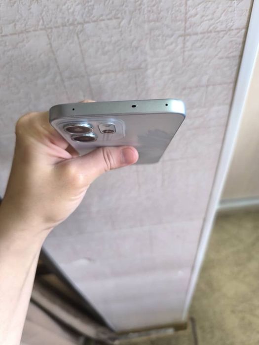 Reno 14F 5g 8/256 holati yaxshi teli aybi yöq oladiganla tel qsin