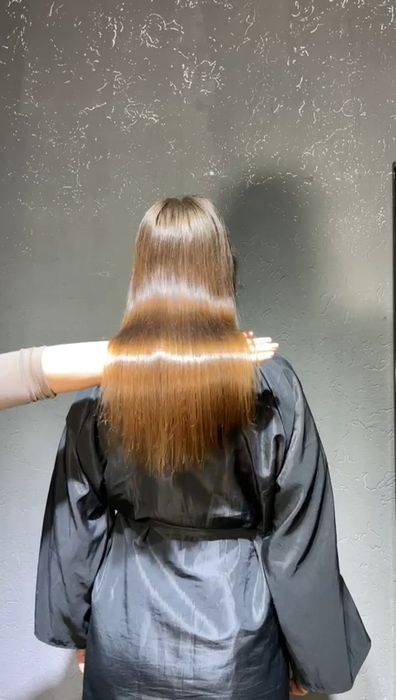 Кератиновое выпрямление волос