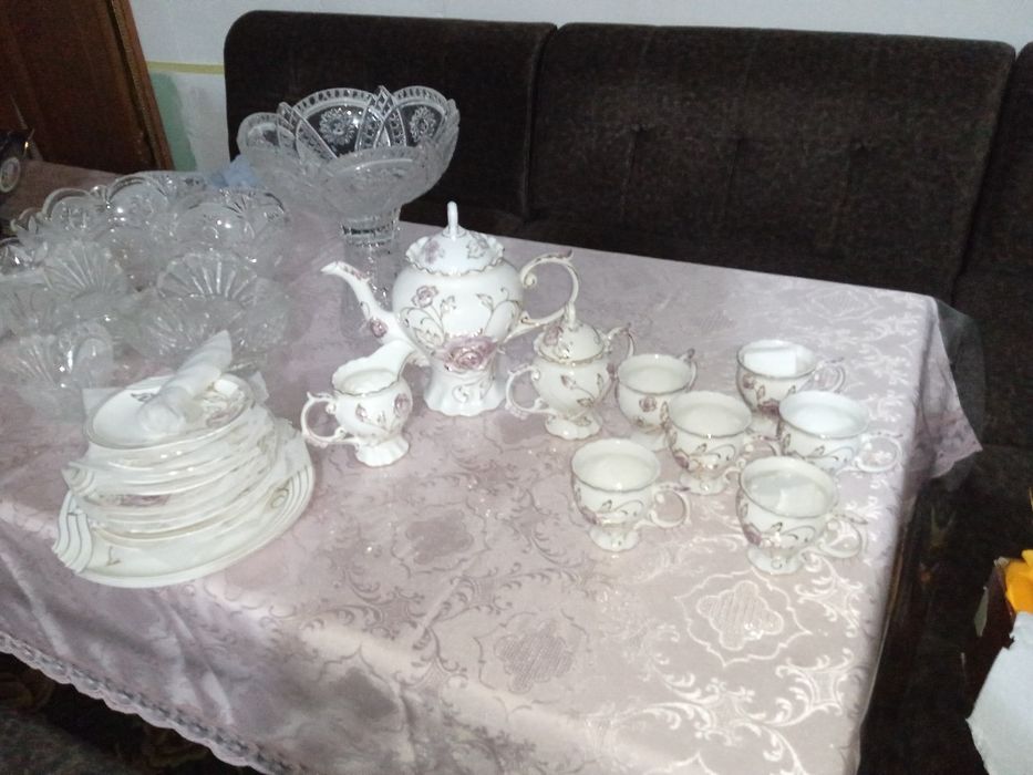 Посуды новые.   .