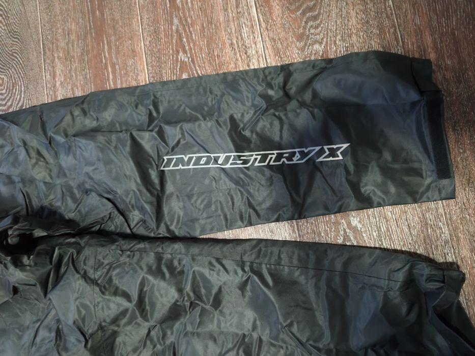 Костюм влагозащитный