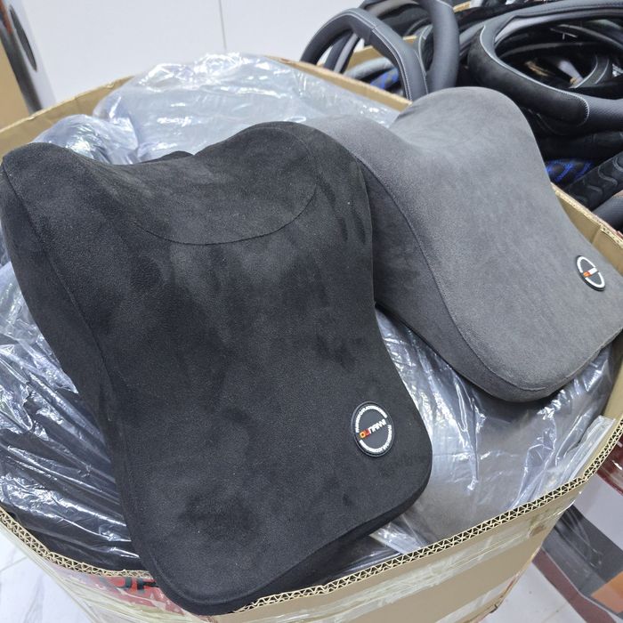 Подушка на подголовник. Подушки автомобильный водительское для авто