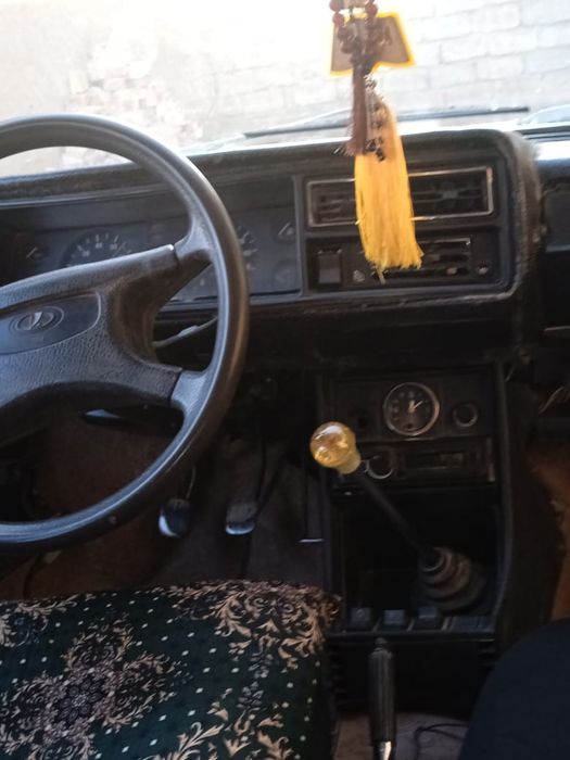 Vaz 2107 85yil 65talik metani bor