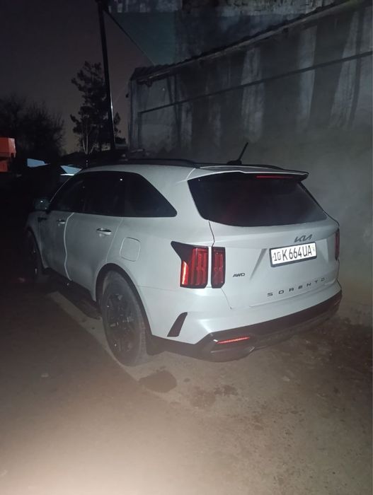 Продаю автомобиль кия соренто 4 позиция