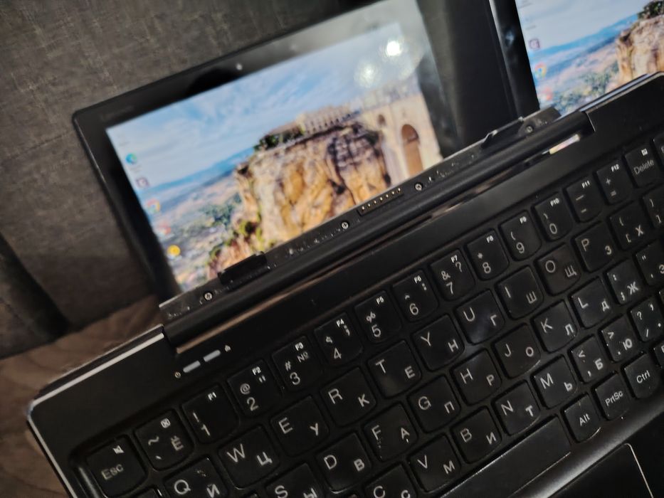 Продам нетбук(планшет) lenovo