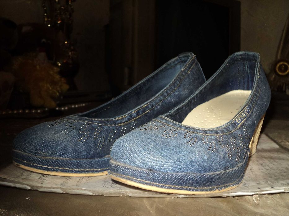 Женская обувь,лето...