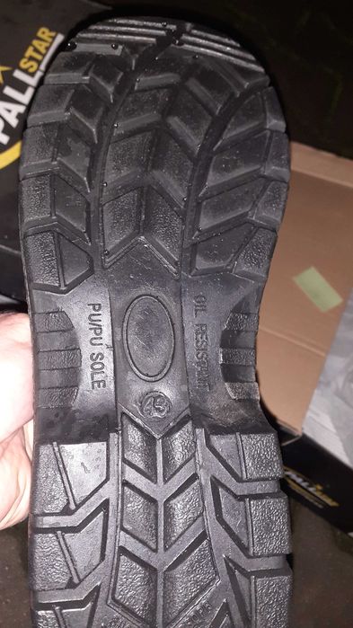 Работни обувки 43