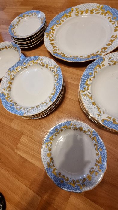 Продам сервис на 6 персон