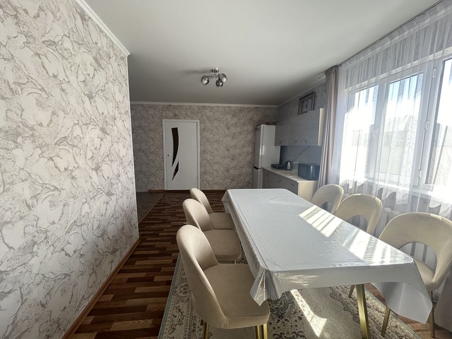 Продается дом в хорошем районе.