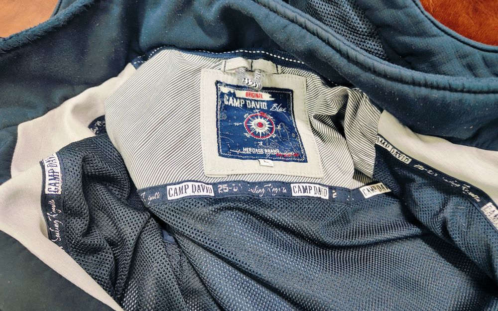 Geacă Camp David.