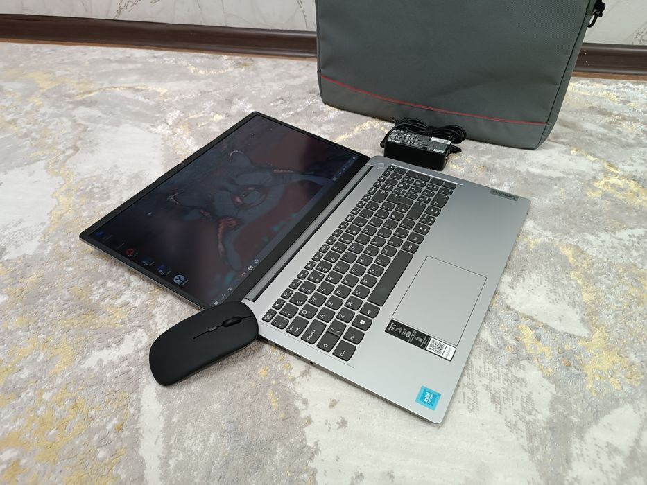 Notebook LENOVO 2024 Win 10 Pro Современный.