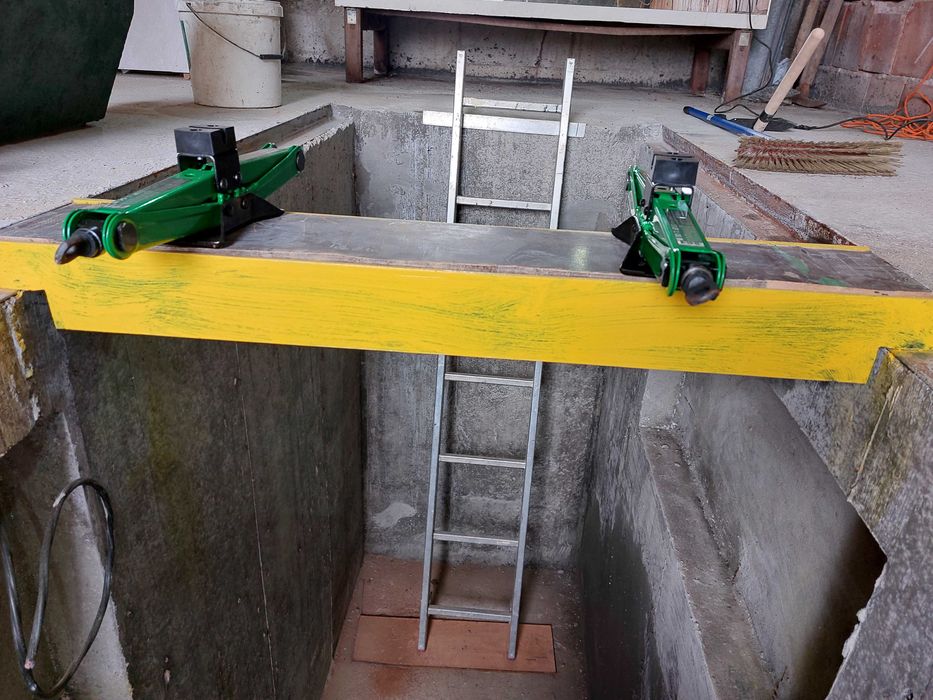 Давам гараж с канал под наем на  денонощие или на час.