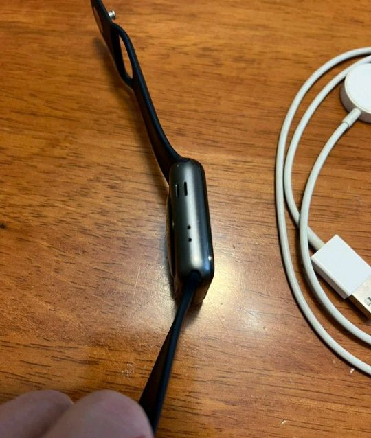 Смарт часы Apple watch 3 б/у