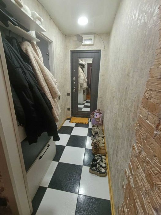 Срочно! 2/3-комнатная , 48 м², Чиланзар-24, собственник