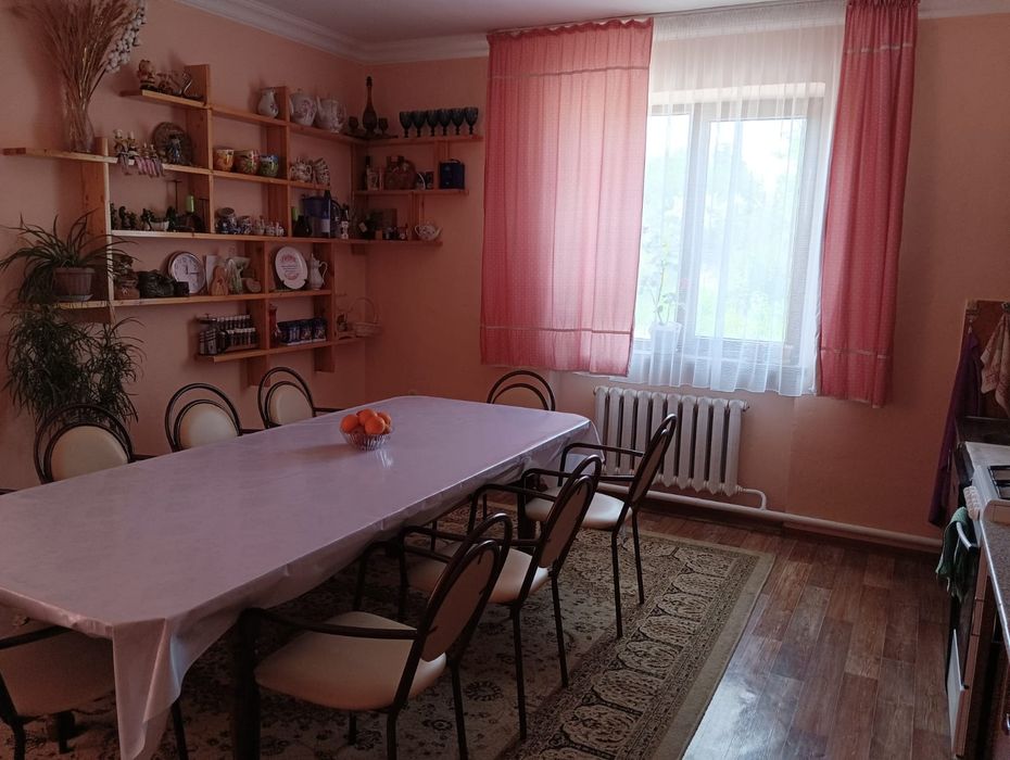 Дом 266 м² территория 1 га