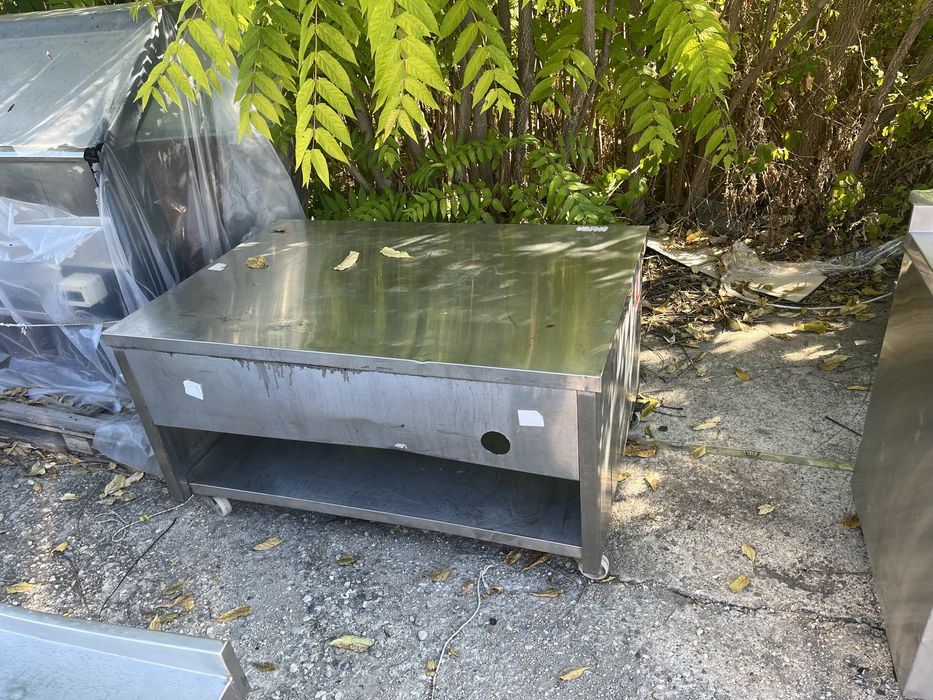 Работна маса шкаф неръждавейка