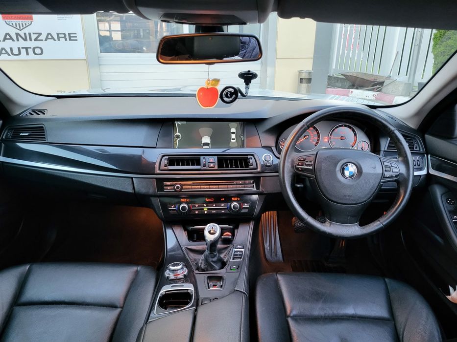 Vând Bmw f10 520d