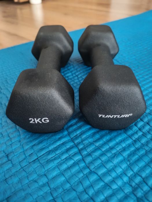 Gantere 2 x 2 kg, neopren, stare impecabila