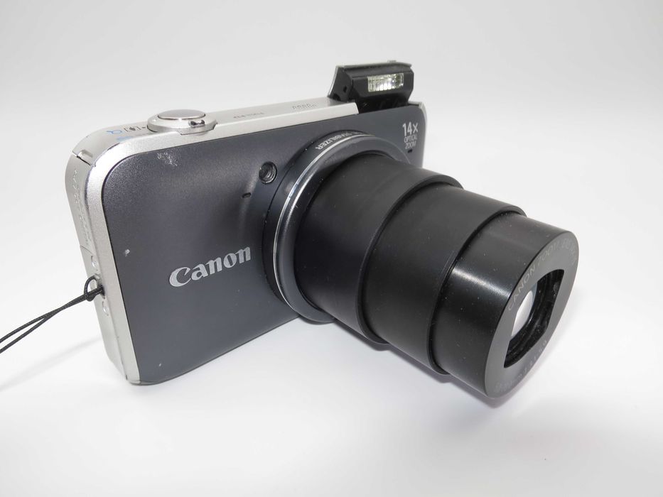 Canon PowerShot SX220 HS ултра компактен цифров фотоапарат с 14x Оптичен Зум, дигитална камера с Full HD в чудесно състояние, работи отлично