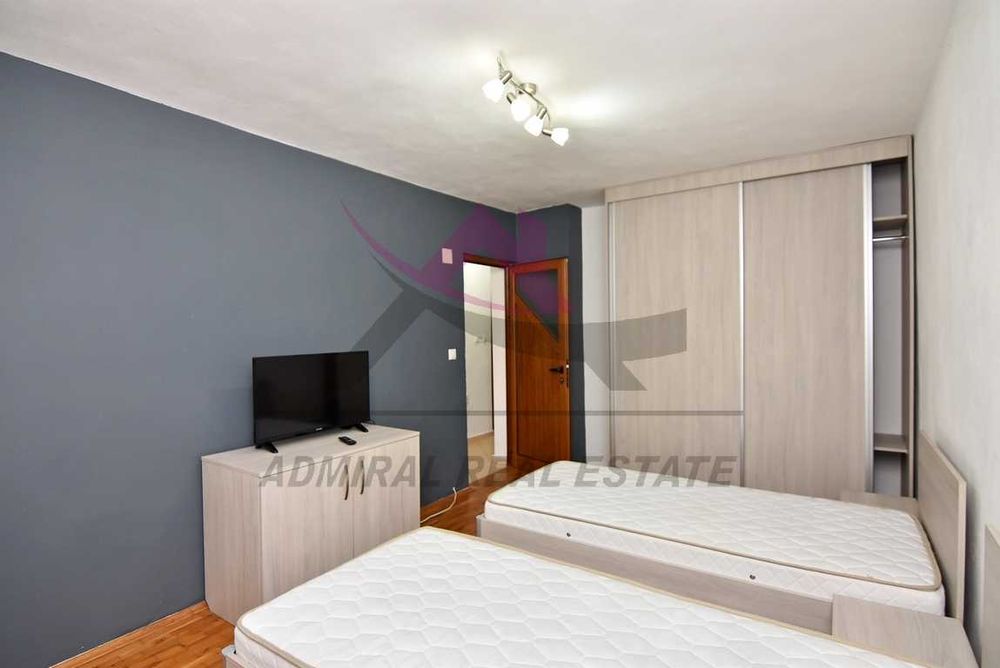 Тристаен -обзаведен -Аспарухово