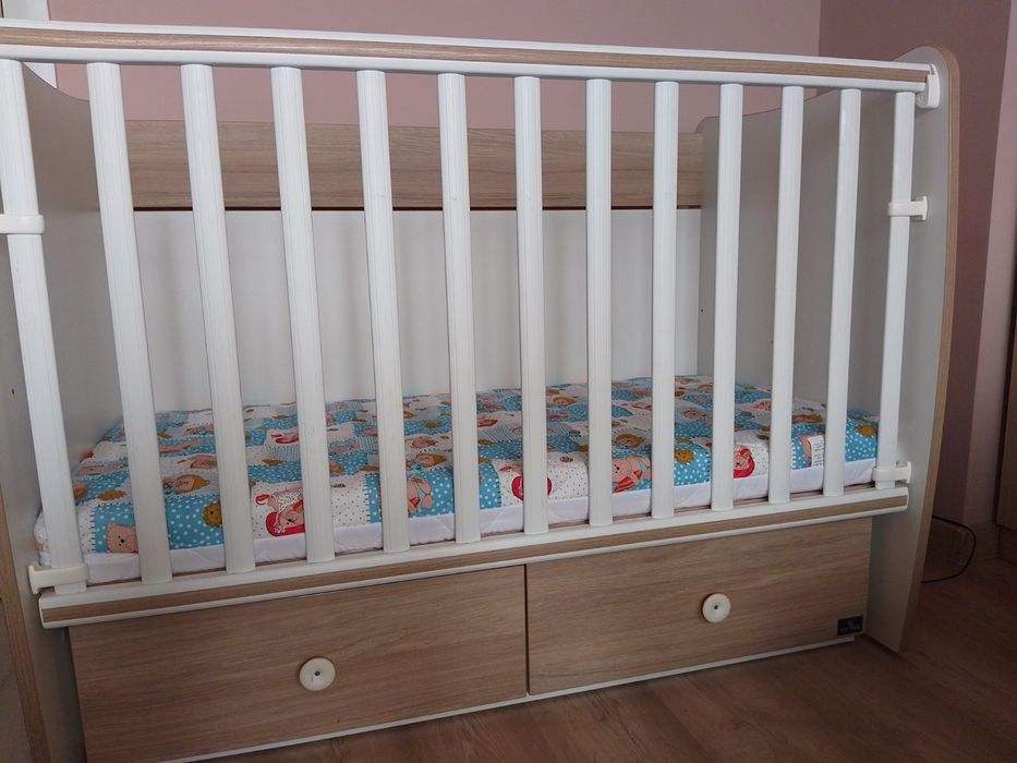 НОВО легло - клошарка на Лорели, люлка + матрак 60/120